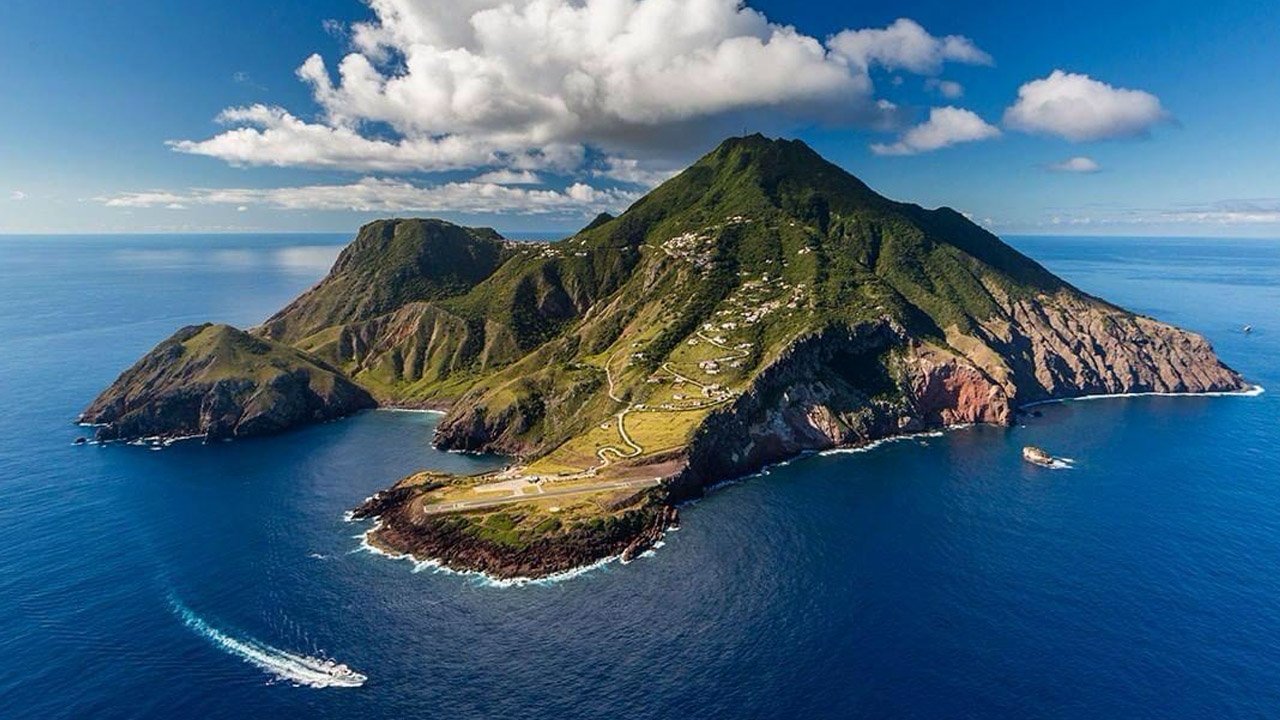 Aerial photo of Saba island