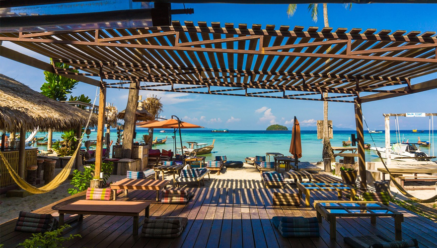 Beachfront dining and restaurant atmosphere at Bikini Beach Orient Bay