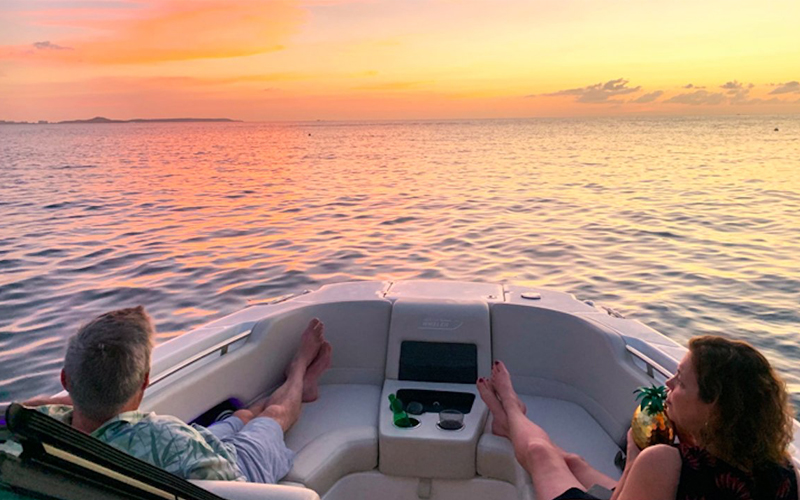 St Maarten Sunset Boat Charter